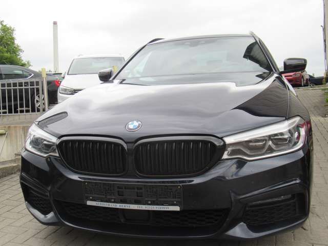 Carbonschwarz metallic Gebraucht 2020 BMW 530 M Sport Kombi | 25.490 € (Guter Preis) - Bild 1/4