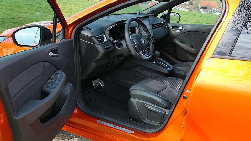 Gebraucht Renault Clio Esprit Alpine 94 PS (69 kW) 2024 Orange Kleinwagen