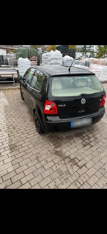 Gebraucht VW Polo 75 PS (55 kW) 2002 Schwarz Kleinwagen