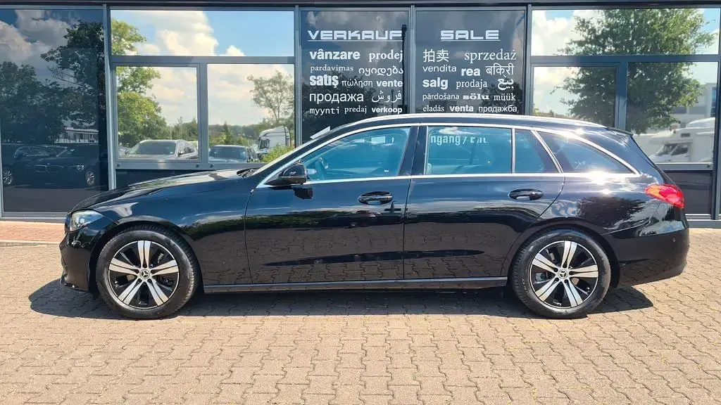 Gebraucht Mercedes 220 197 PS (144 kW) 2023 Schwarz Limousine