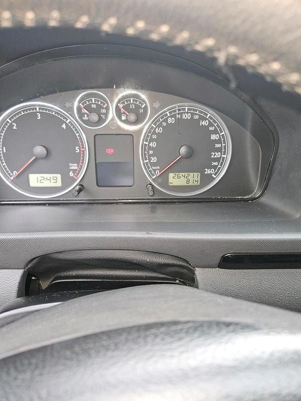 Gebraucht VW Sharan 131 PS (96 kW) 2003 Schwarz Van / Kleinbus