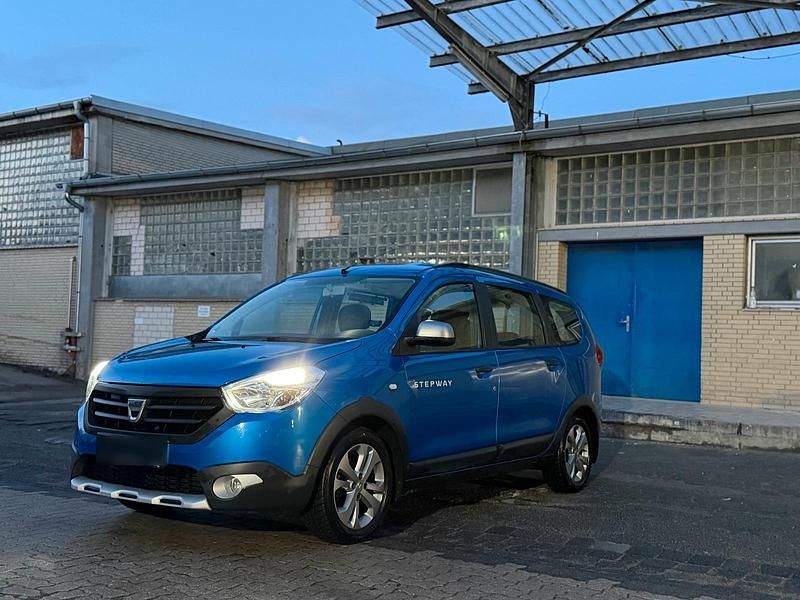 Gebraucht Dacia Lodgy 116 PS (85 kW) 2016 Blau Van / Kleinbus