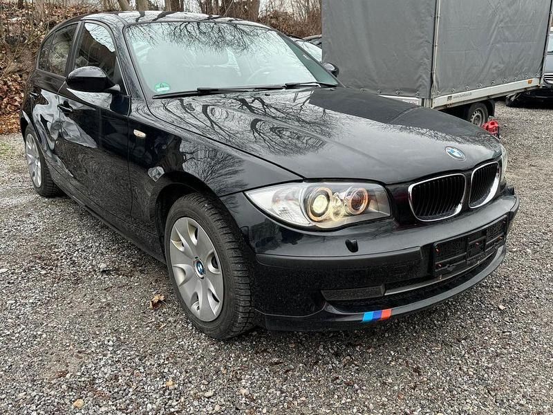 Schwarz Gebraucht 2009 BMW 118 Advantage Kleinwagen | 2.350 € (Superpreis) - Bild 1/4