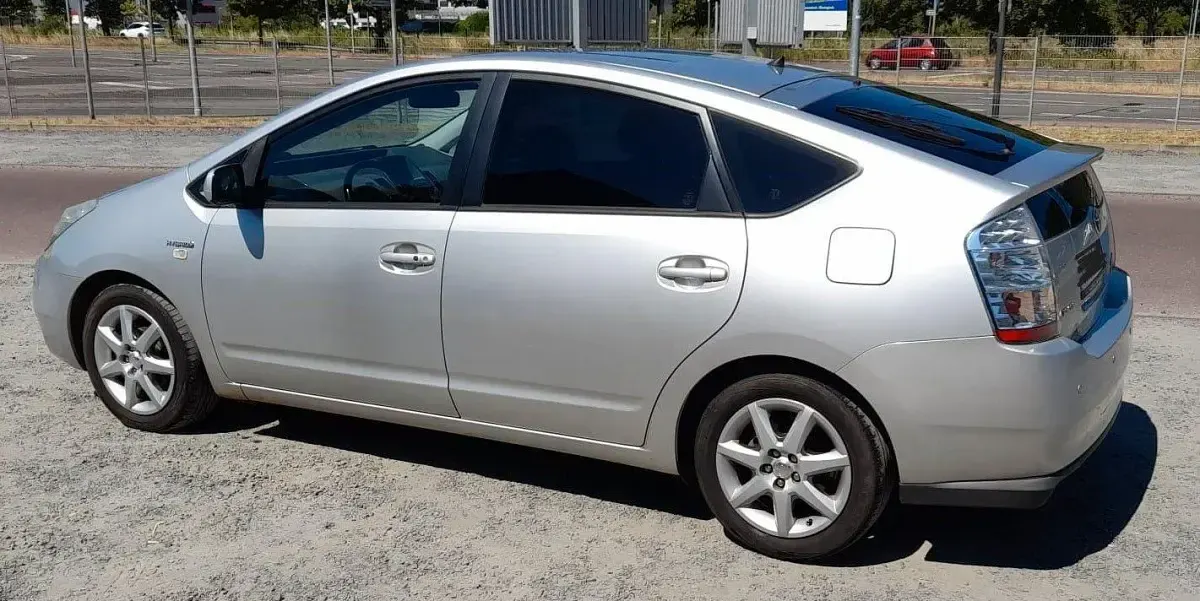 Gebraucht Toyota Prius Sol 113 PS (83 kW) 2006 Silber Kleinwagen