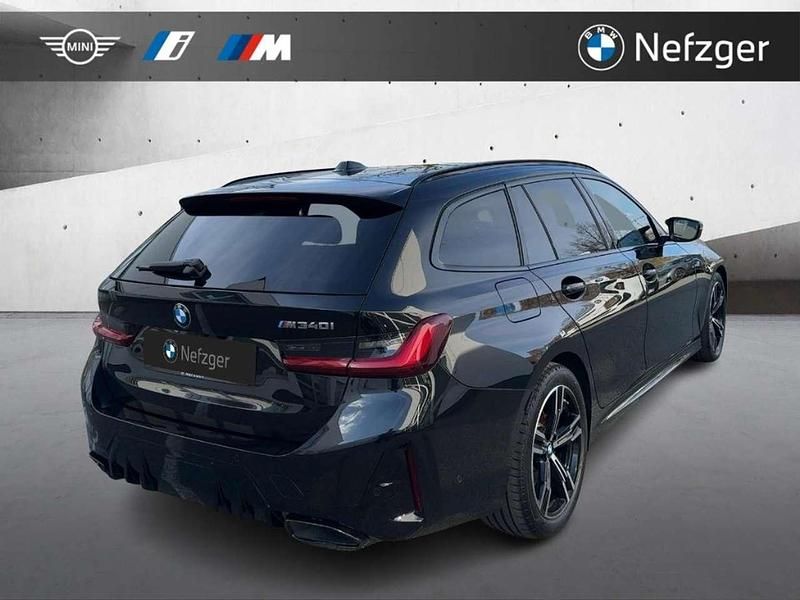 Gebraucht BMW 340 374 PS (275 kW) 2025 Black sapphire metallic Kombi