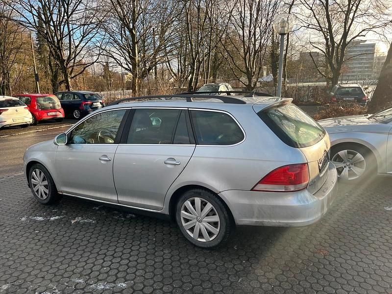 Gebraucht VW Golf V 122 PS (89 kW) 2008 Silber Kombi