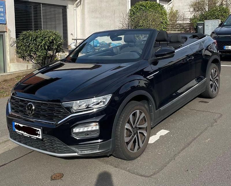 Gebraucht VW T-Roc Cabriolet Active 110 PS (80 kW) 2021 Schwarz Cabrio