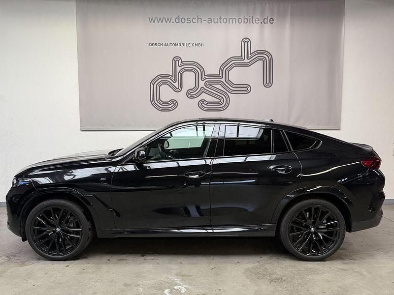 Black sapphire Gebraucht 2024 BMW X6 M Sport SUV | 73.890 € (Teuer) - Bild 1/4