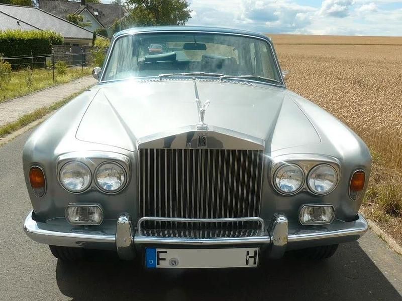 Silber Gebraucht 1975 Rolls Royce Silver Shadow Limousine | 15.800 € - Bild 1/4