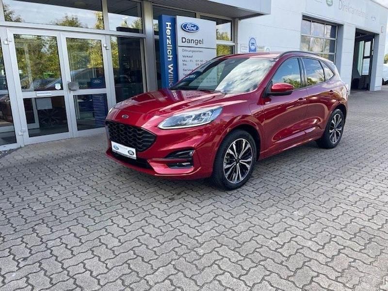 Lucidrot metallic Gebraucht 2021 Ford Kuga ST-Line X SUV | 22.400 € (Fairer Preis) - Bild 1/4
