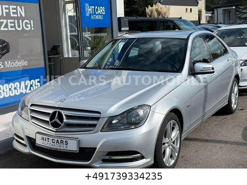 Silber Gebraucht 2012 Mercedes C220 Limousine | 8.900 € (Fairer Preis) - Bild 1/4