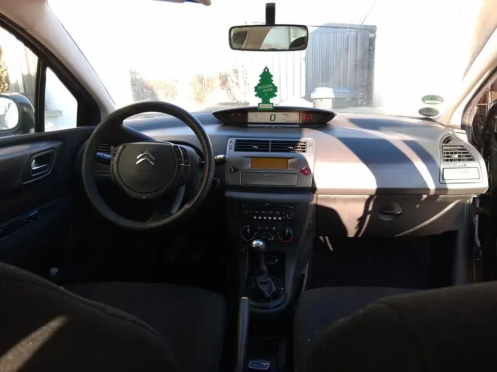 Gebraucht Citroën C4 120 PS (88 kW) 2009 Schwarz Limousine