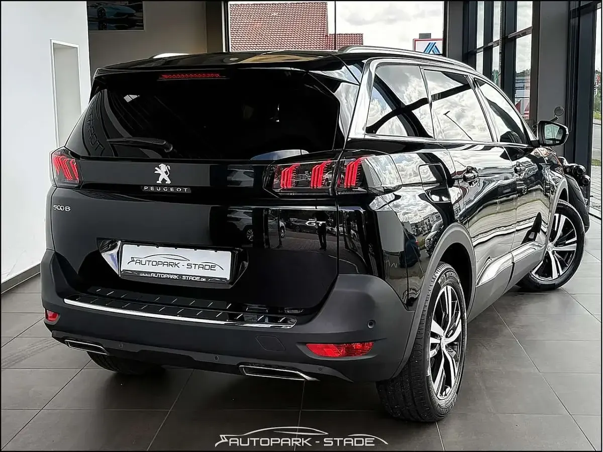 Gebraucht Peugeot 5008 GT 136 PS (100 kW) 2024 Schwarz SUV