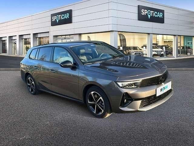 Gebraucht Opel Astra 131 PS (96 kW) 2024 Vulkan grau Kombi