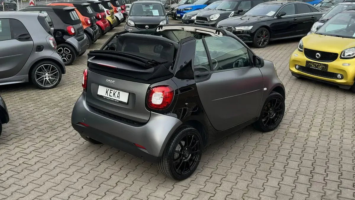 Gebraucht Smart ForTwo Cabrio 90 PS (66 kW) 2018 Grau Cabrio