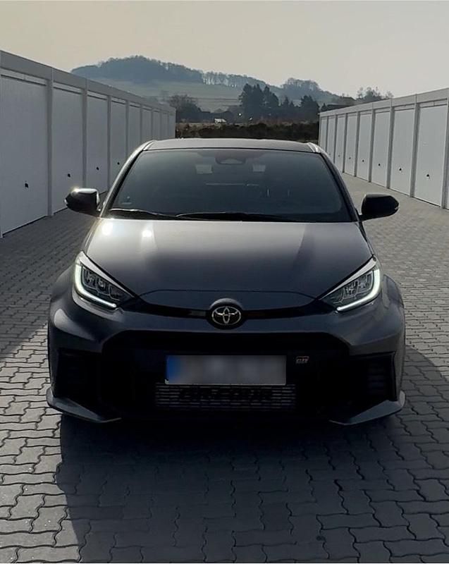 Gebraucht Toyota Yaris 280 PS (205 kW) 2024 Grau Kleinwagen