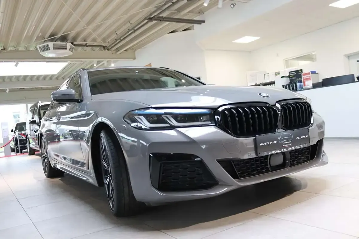 Gebraucht BMW 540 M Sport 340 PS (250 kW) 2020 Grau Kombi