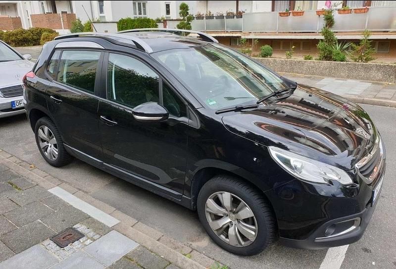 Schwarz Gebraucht 2016 Peugeot 2008 SUV | 7.100 € (Fairer Preis) - Bild 1/4