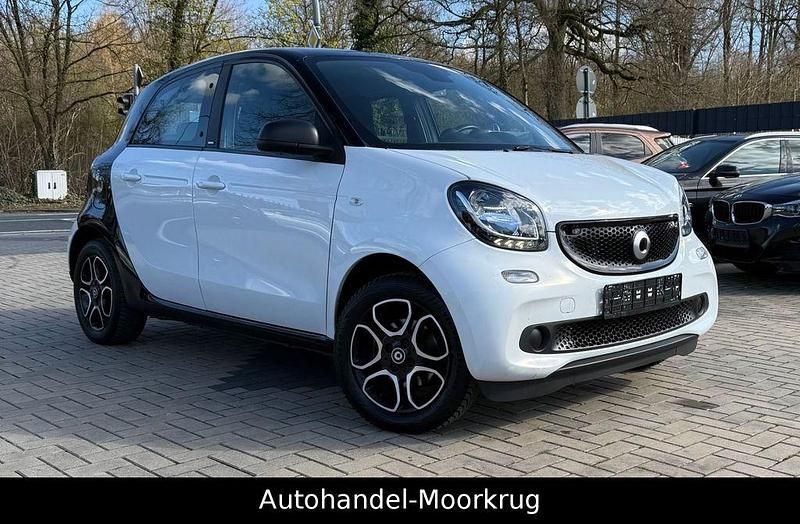 Gebraucht Smart ForFour Passion 90 PS (66 kW) 2018 Weiß Kleinwagen