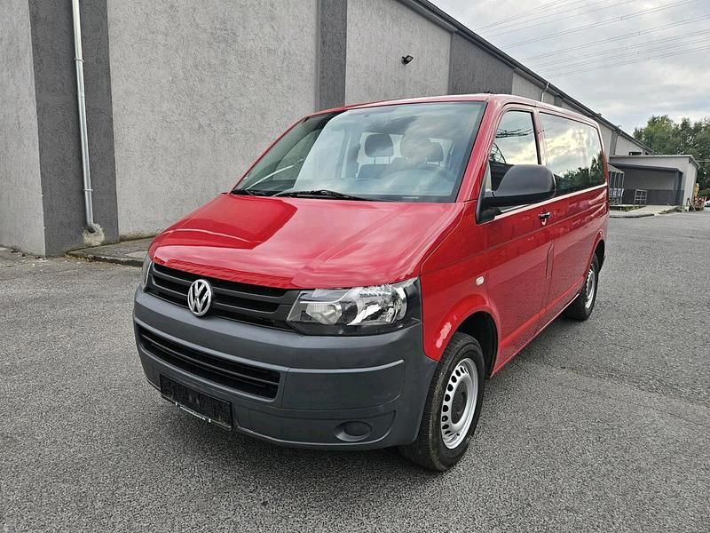 Rot Gebraucht 2010 VW T5 Van | 8.300 € (Guter Preis) - Bild 1/4