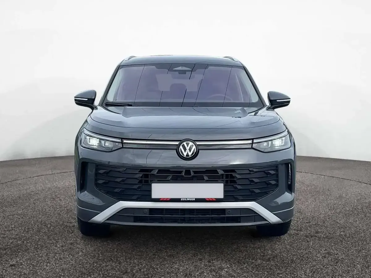 Gebraucht VW Tayron Pro 193 PS (141 kW) 2025 Delfingrau SUV