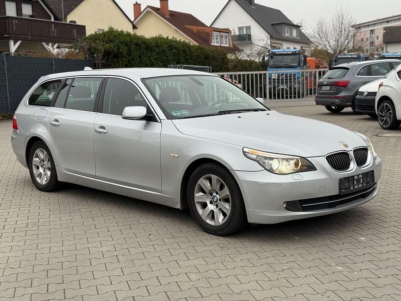 Silber Gebraucht 2007 BMW 523 Advantage Kombi | 4.500 € (Guter Preis) - Bild 1/4