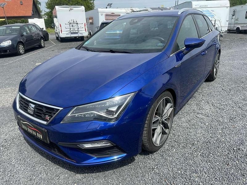 Mystery blue Gebraucht 2018 Seat Leon FR Kombi | 15.990 € (Fairer Preis) - Bild 1/4