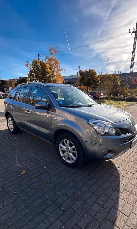 Gebraucht Renault Koleos Dynamique 150 PS (110 kW) 2008 Grau SUV