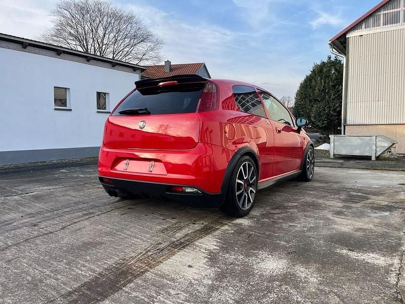 Gebraucht Abarth Grande Punto 155 PS (114 kW) 2009 Rot Kleinwagen