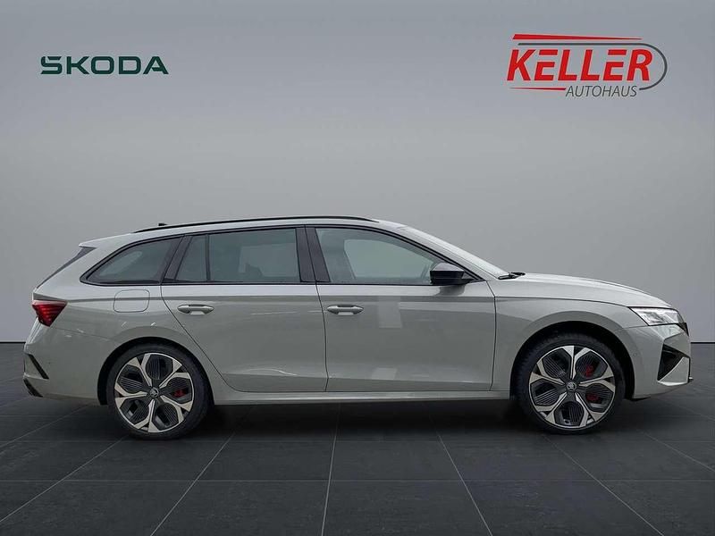 Neu Skoda Octavia RS 265 PS (194 kW) 2026 Steelgrau Kombi