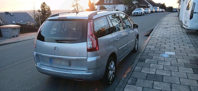 Gebraucht Citroën C4 111 PS (81 kW) 2012 Silber Van / Kleinbus