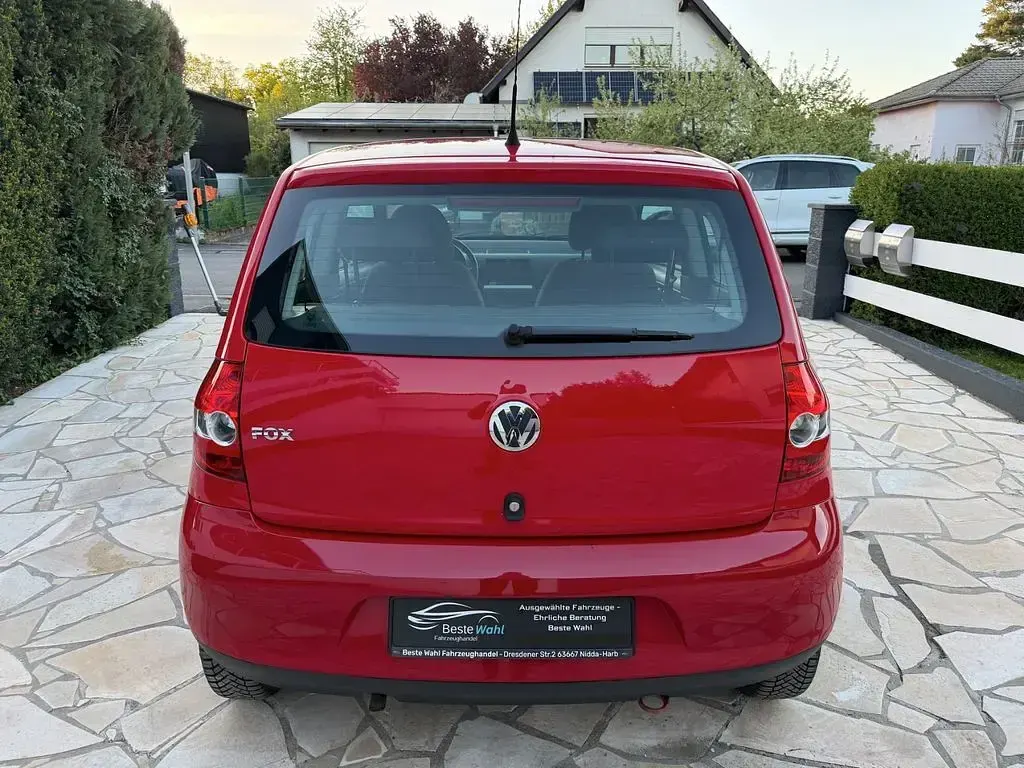 Second-hand VW Fox 54 CP (39 kW) 2010 Roșu Hatchback