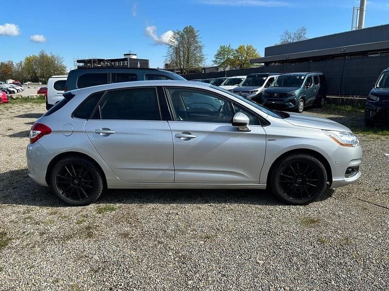 Second-hand Citroën C4 115 CP (84 kW) 2014 Argintiu Berlinǎ