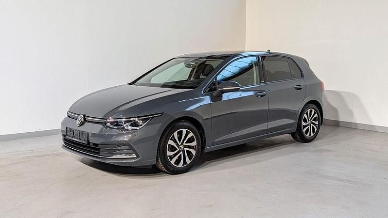Gebraucht VW Golf VIII Active 150 PS (110 kW) 2022 Grau Limousine