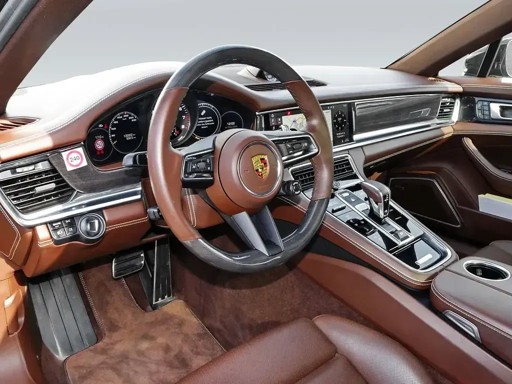 Gebraucht Porsche Panamera 4S 560 PS (411 kW) 2021 Dunkelgruen Kleinwagen