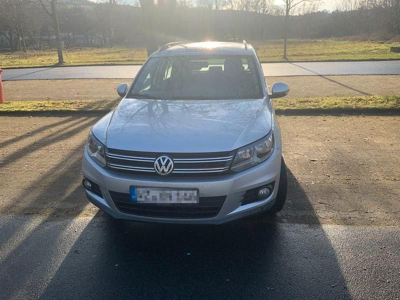 Gebraucht VW Tiguan 160 PS (117 kW) 2012 Silber SUV