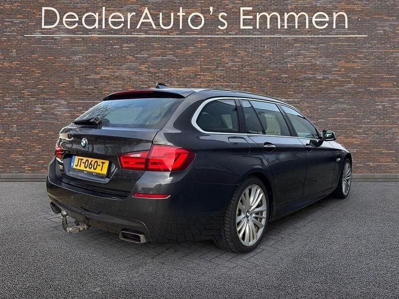 Gebraucht BMW M550 Performance 381 PS (280 kW) 2012 Grau Limousine