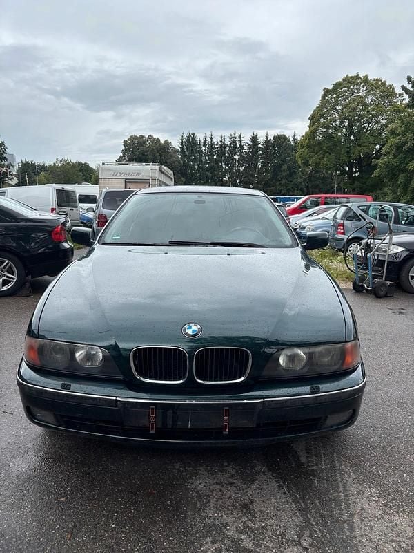 Blau Gebraucht 1998 BMW 528 Limousine | 3.999 € (Fairer Preis) - Bild 1/4