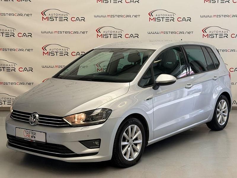 Silber Gebraucht 2015 VW Golf Sportsvan LOUNGE Van / Kleinbus | 10.890 € (Fairer Preis) - Bild 1/4