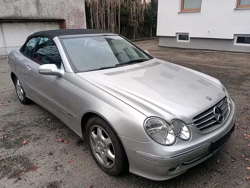 Gebraucht Mercedes CLK200 163 PS (119 kW) 2004 Silber Cabrio