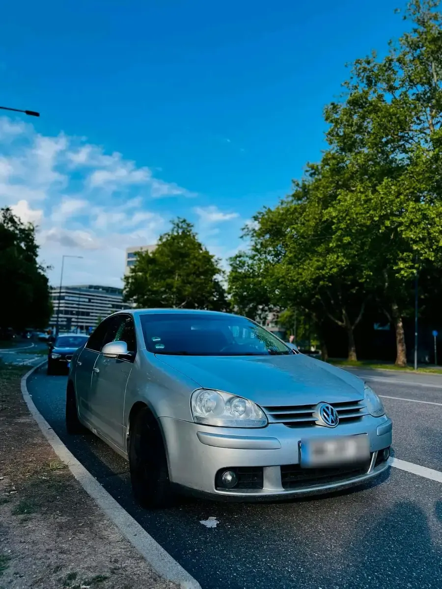 Gebraucht VW Passat 115 PS (84 kW) 2007 Silber Limousine