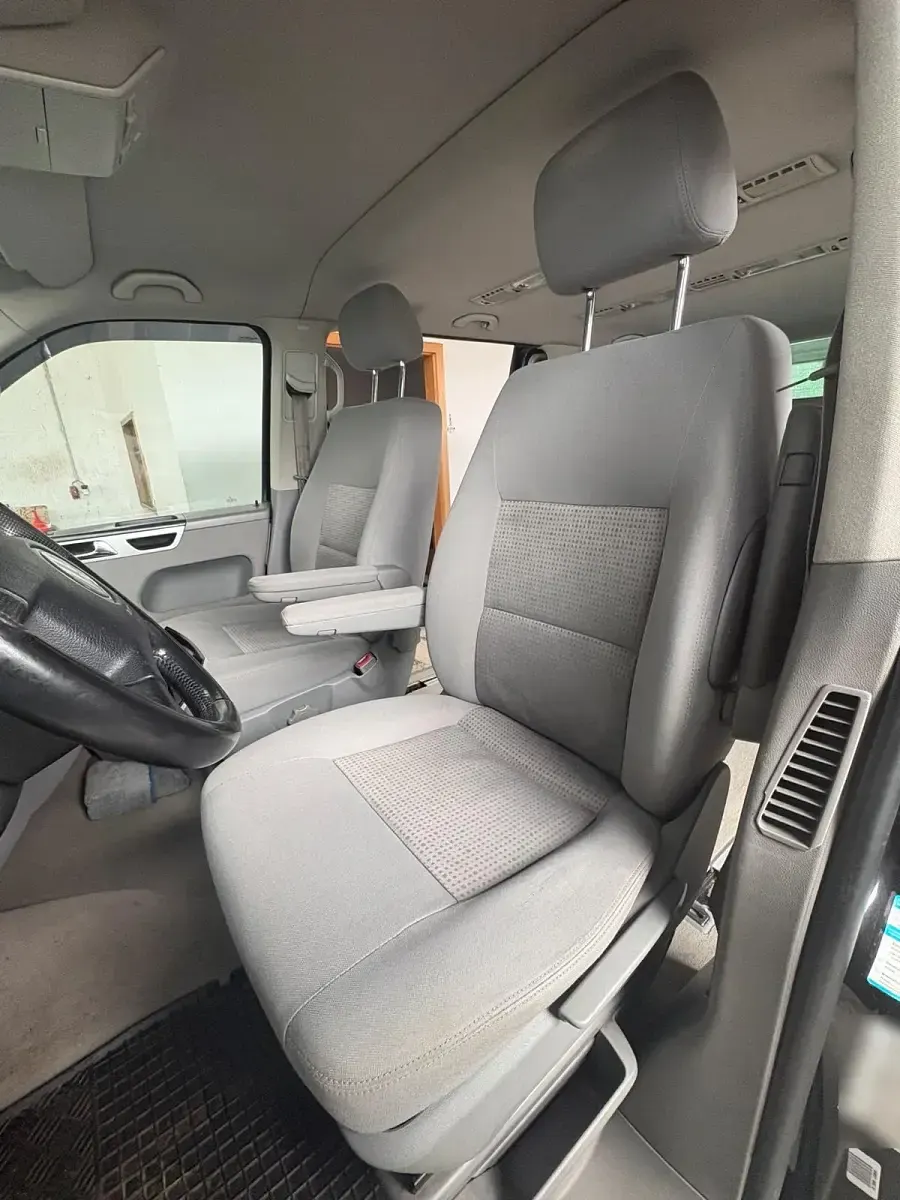 Gebraucht VW Multivan 174 PS (127 kW) 2004 Schwarz Van / Kleinbus
