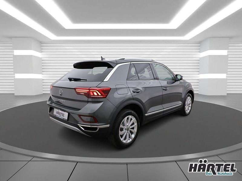 Neu VW T-Roc Style 150 PS (110 kW) 2025 Indiumgrau (grey), metallic SUV