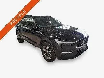 Gebraucht Volvo XC60 Momentum 197 PS (144 kW) 2022 Schwarz SUV