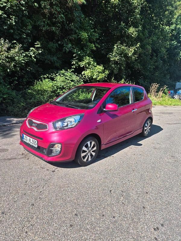 Andere farben Gebraucht 2015 Kia Picanto DREAM-TEAM Edition Kleinwagen | 4.450 € - Bild 1/4