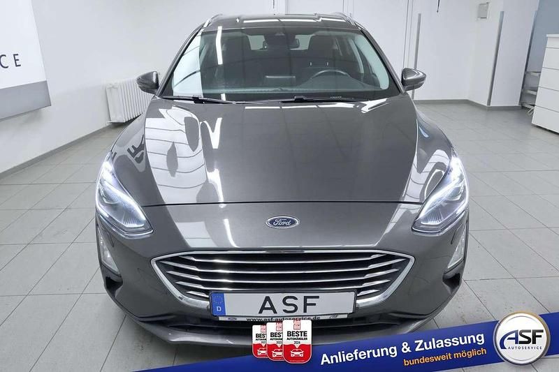 Gebraucht Ford Focus Titanium 150 PS (110 kW) 2019 Grau Kombi