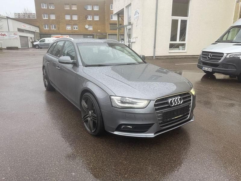 Grau Gebraucht 2014 Audi A4 Ambition Kombi | 11.940 € (Guter Preis) - Bild 1/4