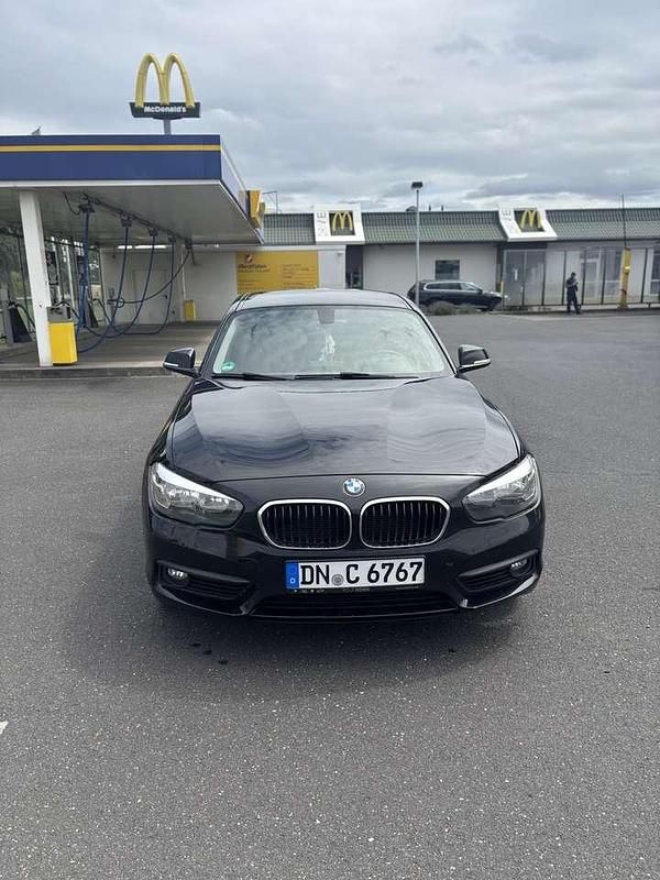 Schwarz Gebraucht 2017 BMW 116 Kleinwagen | 6.700 € (Fairer Preis) - Bild 1/4