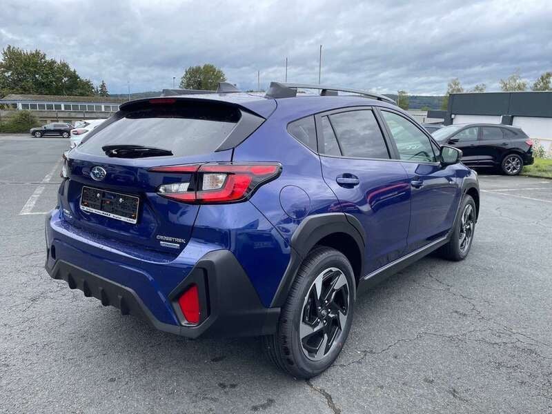Gebraucht Subaru Crosstrek Active 136 PS (100 kW) 2024 Sapphire blue pearl SUV
