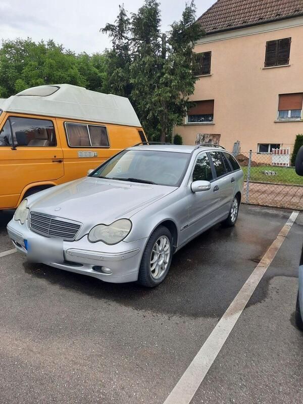 Silber Gebraucht 2003 Mercedes C180 Classic Kombi | 800 € (Superpreis) - Bild 1/4